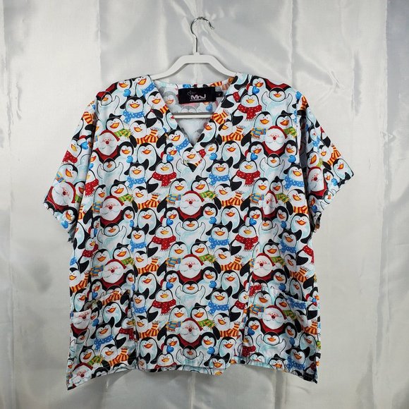 MNJ V-Neck Scrub Top Wintery Santa Claus with Penguins Print 2 Pockets Sz XL - Picture 1 of 6